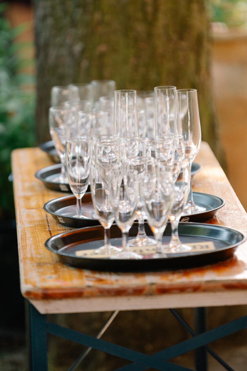 Warten auf die Drinks