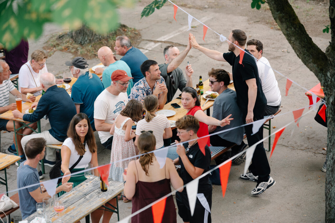 Mitglieder beim Fest